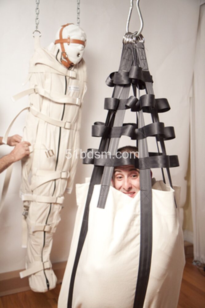 真人捆绑 BDSM束缚  乳胶束缚
